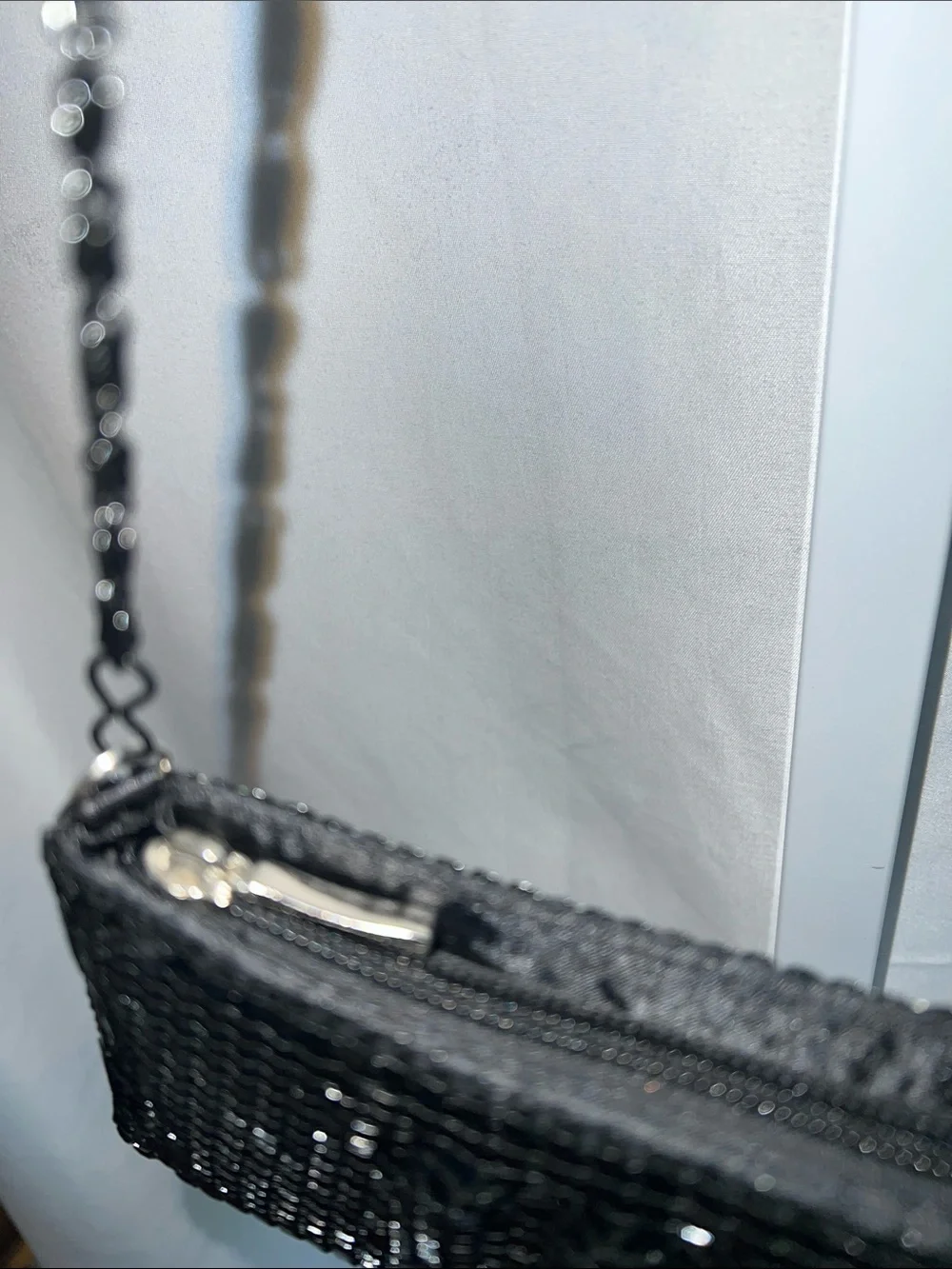 Source Unknown Vintage Black Sequin Chain-Handle Wristlet Clutch